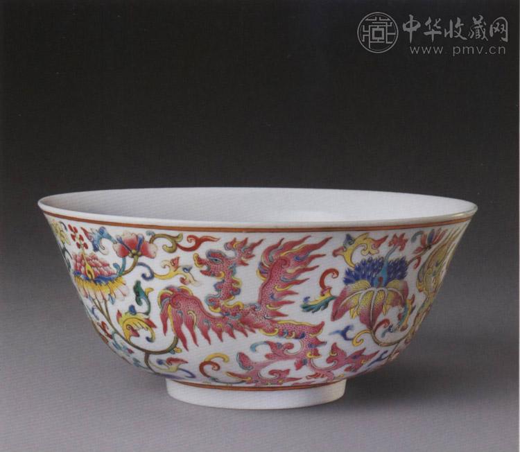 清道光 粉彩夔凤纹大碗