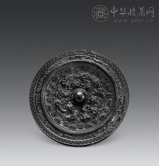 东汉 丰圆方纹神兽镜