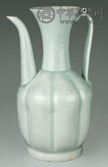 宋 影青瓜棱执壶