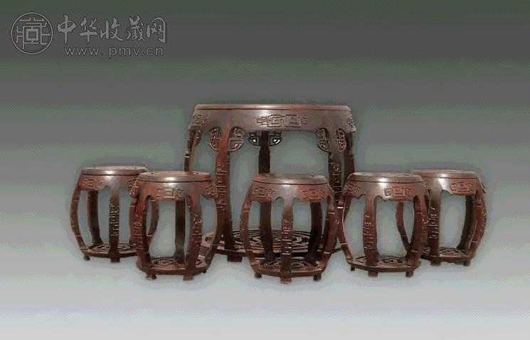 红木鼓形圆桌(1套3件) 红木鼓形圆桌(1套3件)