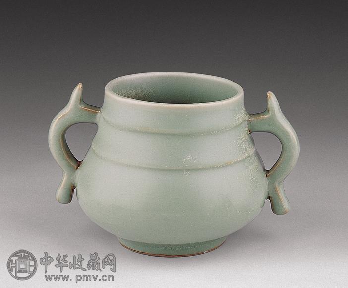 宋 龙泉鱼耳弦纹炉