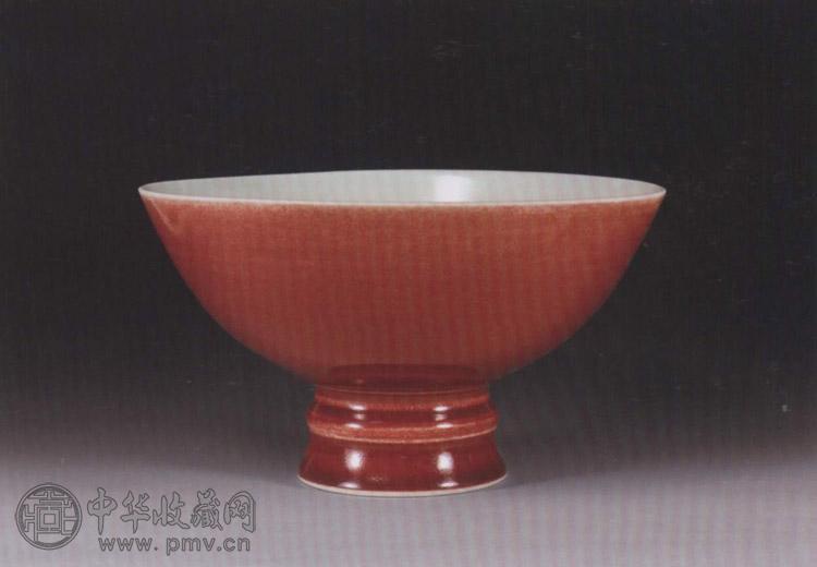清乾隆 霁红釉高足碗