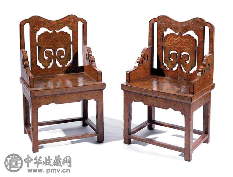 清 十八世纪 红漆彩绘扶手椅(2件)