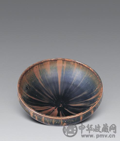 宋 黑釉铁锈花盏