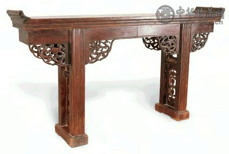 清中期 榆木黑漆翘头案