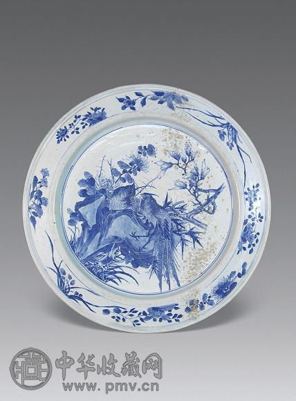 清中期 青花洞石花鸟纹大盘