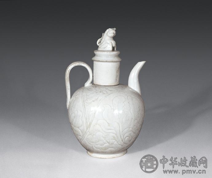 宋 影青划花狮钮壶