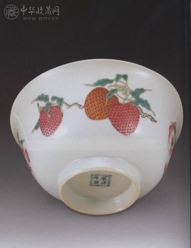 清雍正 粉彩三果碗