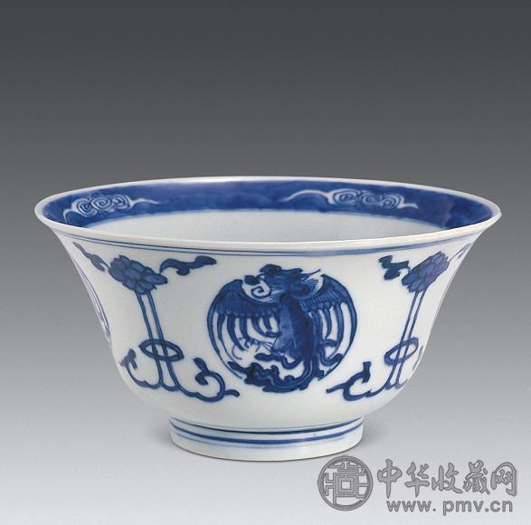 清康熙 青花团凤纹碗