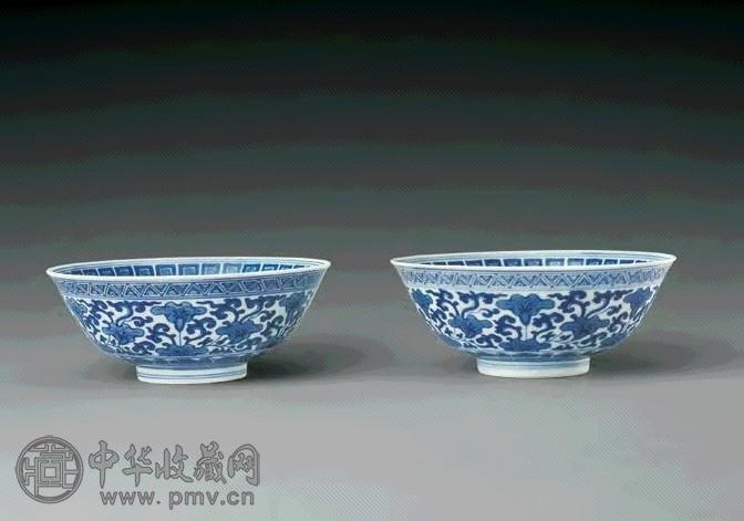 清道光 青花缠枝花卉纹碗(1对)