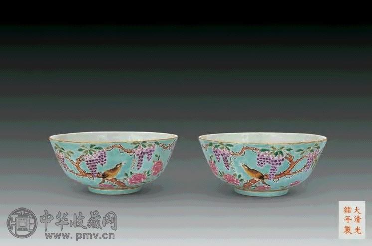 清光绪 松石绿地粉彩花鸟纹碗(1对)