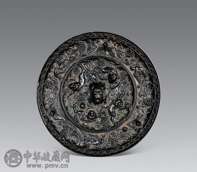 唐 黑漆古海兽葡萄镜