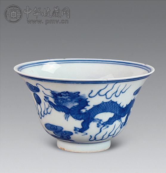 清 青花龙纹碗 清 青花龙纹碗