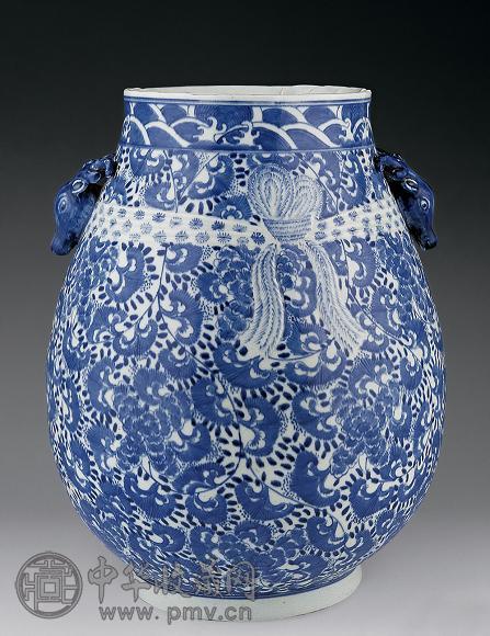 清 青花绶带鹿头尊