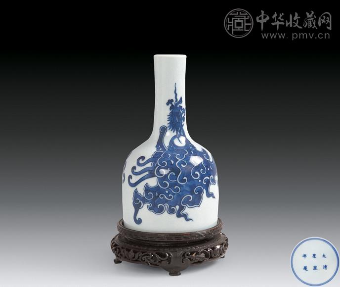 清代 康熙 青花直颈瓶