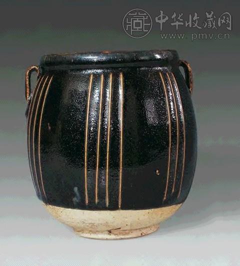 宋 黑釉双耳凸线纹罐