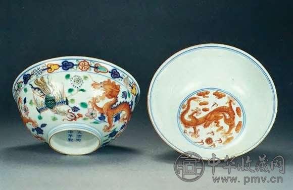清同治 五彩龙凤碗(2件)
