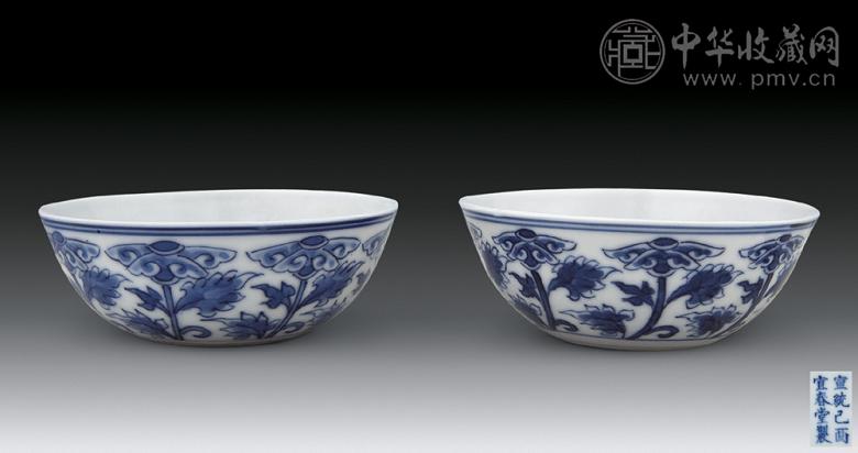 清宣统 青花花卉小碗(1对)