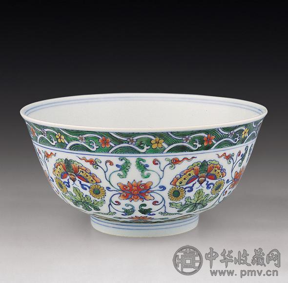 清光绪 斗彩团蝶碗