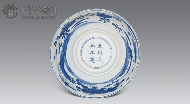 明万历 青花花鸟纹碗