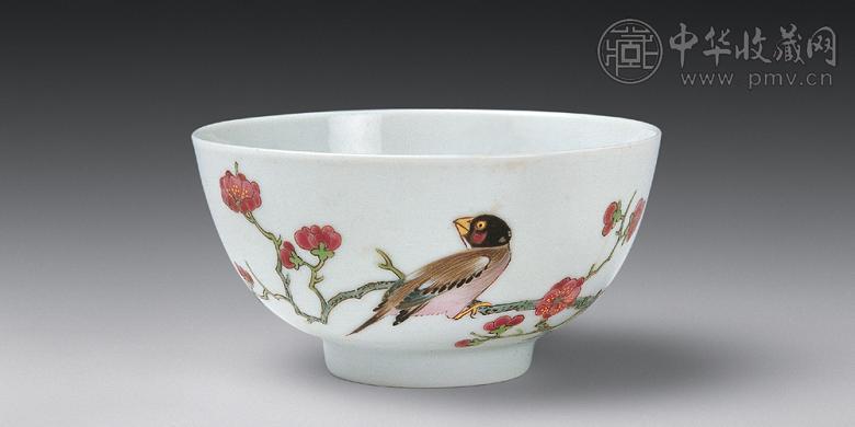 清 粉彩花鸟纹碗