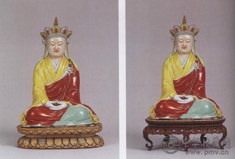 清乾隆 粉彩地藏王菩萨坐像