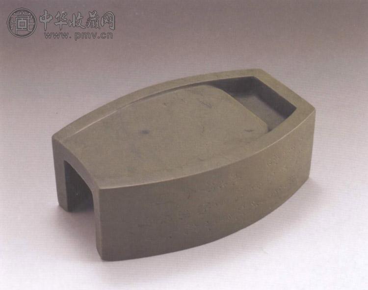 清 绿端石抄手砚