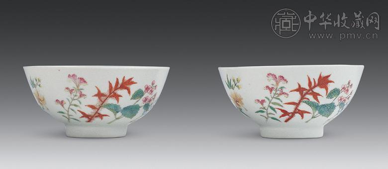 清末 粉彩花卉小碗(1对)