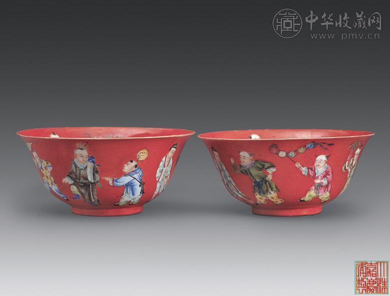 清 紫红地粉彩人物碗(1对)