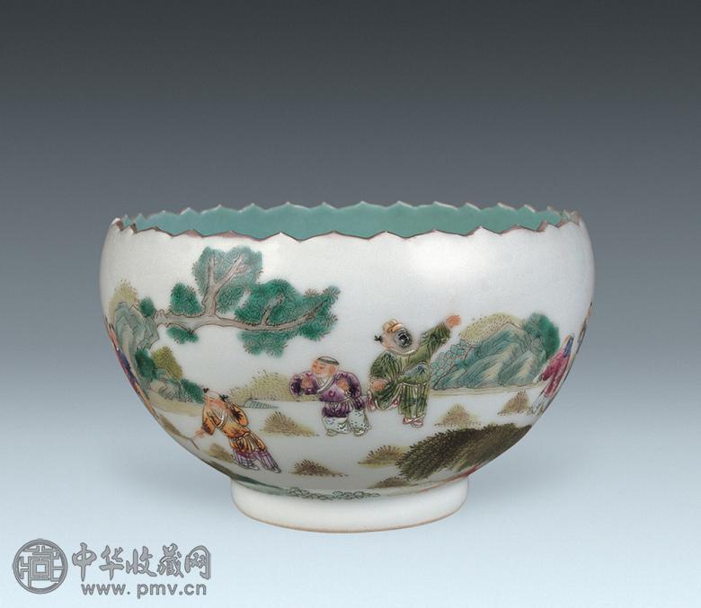 清 粉彩山水婴戏纹花口碗