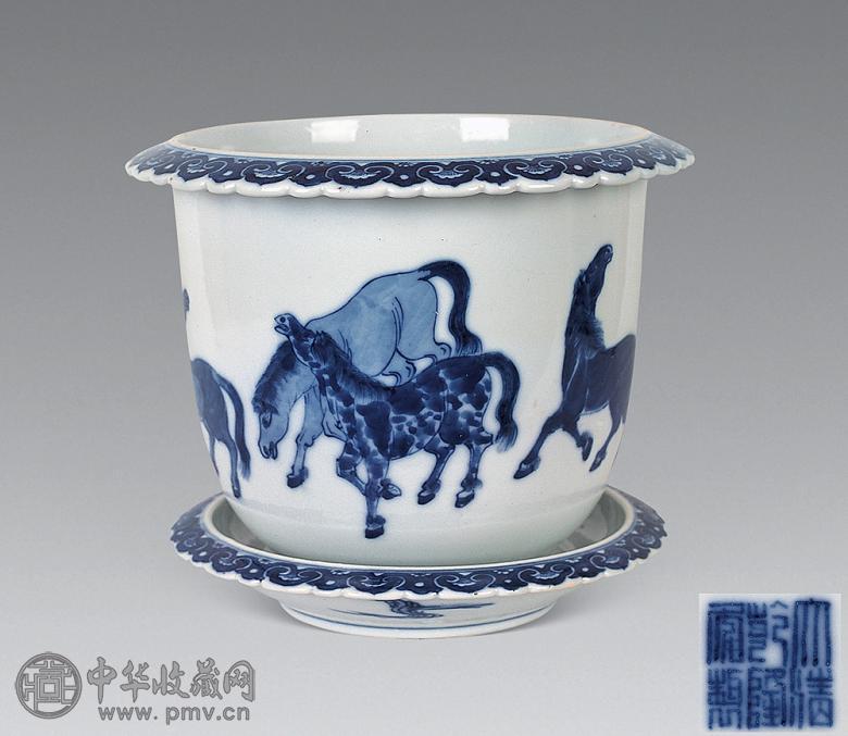 清光绪 青花八骏图折沿棱口花盆
