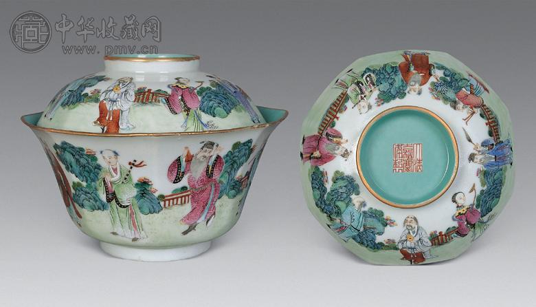 清嘉庆 松石绿地粉彩人物盖碗