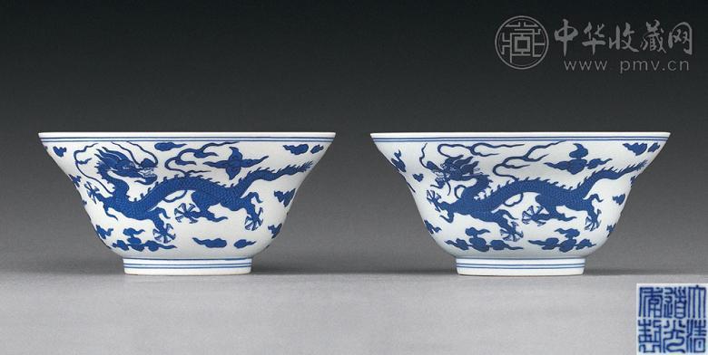 清道光 青花龙纹折腰碗(1对)
