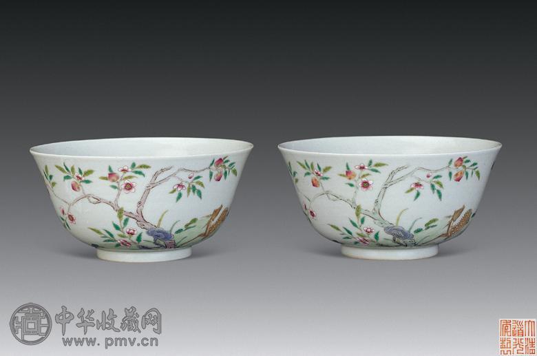 清道光 粉彩花桃碗(1对)