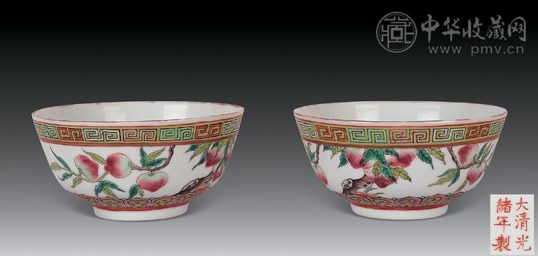 清光绪 粉彩蝠寿纹碗(1对)