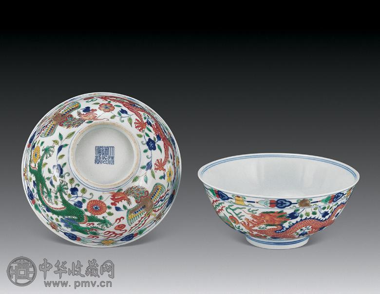 清道光 五彩龙凤碗(2件)