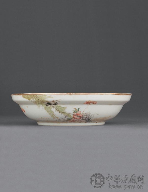 清 邦复闰款浅降彩花鸟图碗