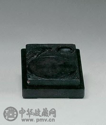 清 端石雕鹰纹砚