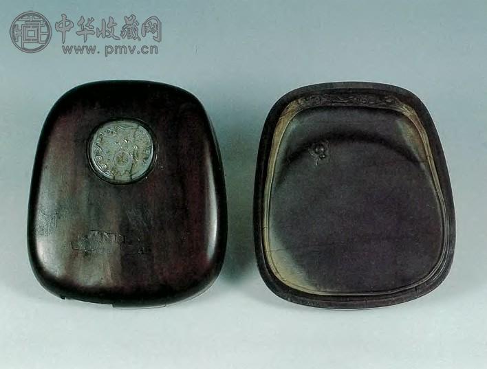 清 梅花蜘蛛纹饰旧叶白端砚(连盒)