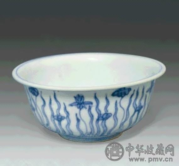 明中期 青花荷莲纹碗