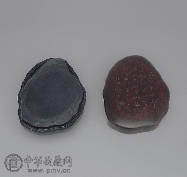清 端石友石款荷叶砚