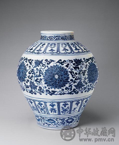 明宣德 青花缠枝莲纹大罐