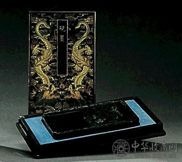 清乾隆 御题诗句龙纹砚式墨