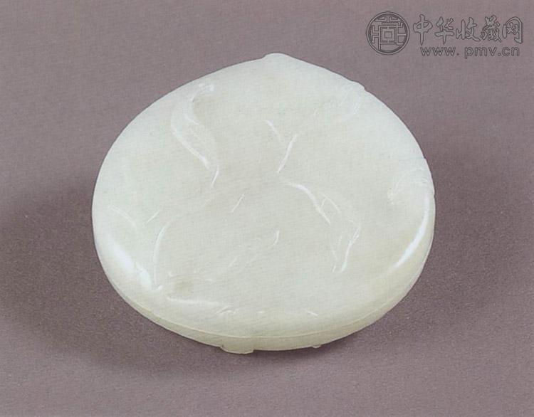 清 白玉雕桃形盒