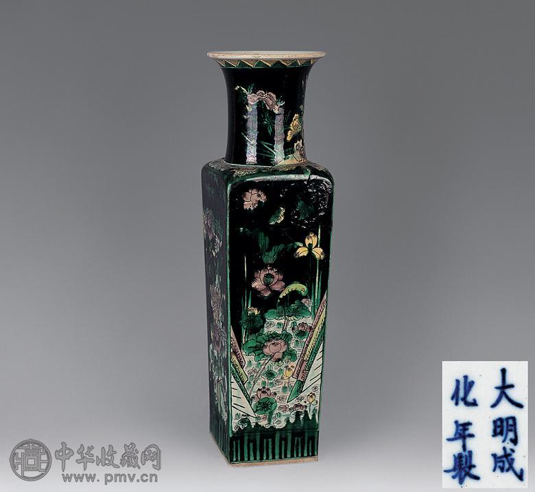 清光绪 墨地素三彩花鸟纹四方瓶