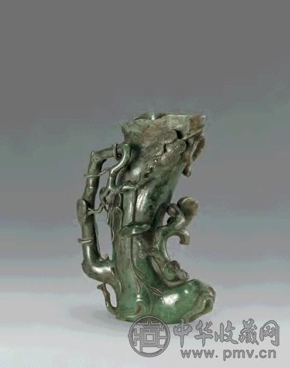 清中期 碧玉松纹花插