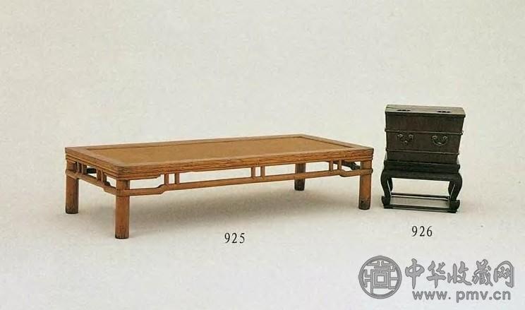 清中期 榆木圆桌裹圆藤面榻