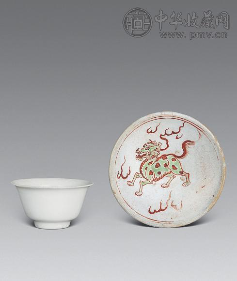 明 白釉杯 彭城窑加彩麒麟小盘