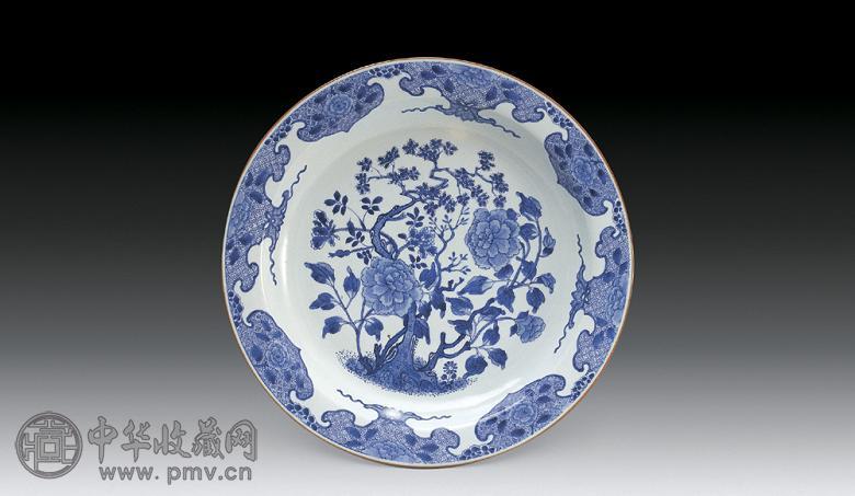 清康熙 青花牡丹花卉大盘