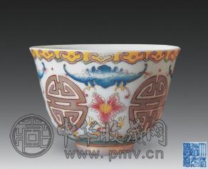 清道光 粉彩福寿花卉杯